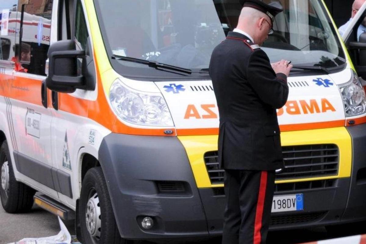 Partorita in casa, neonata ha una crisi respiratoria e muore poco dopo: la tragedia in queste ore