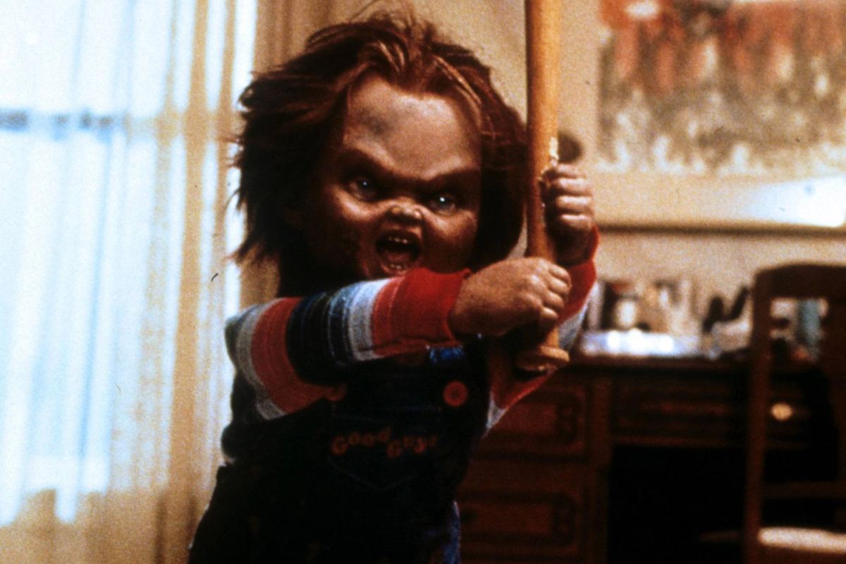 Lutto nel mondo del cinema, è morto Ed Gale: Chucky nel film cult “La bambola assassina”