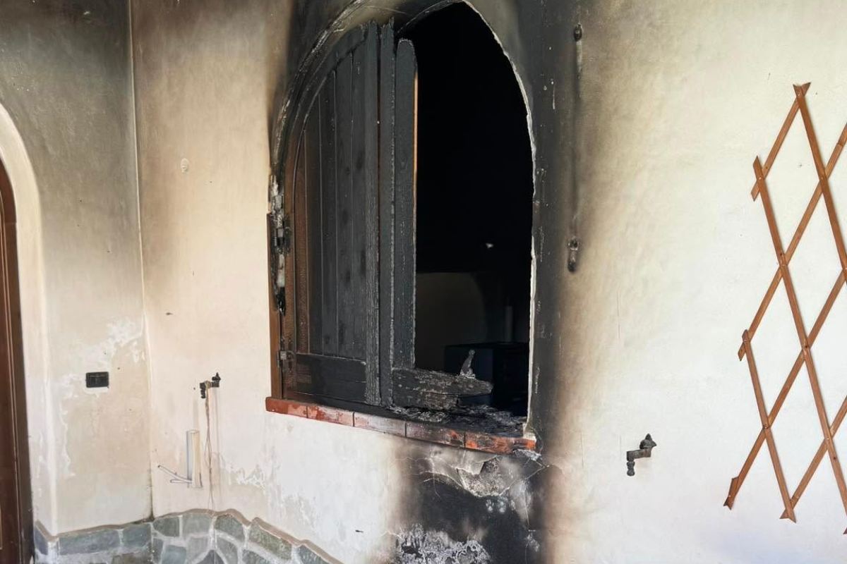 Un incendio doloso devasta il centro per ragazzi autistici di Palermo “Il Sottomarino Asd”