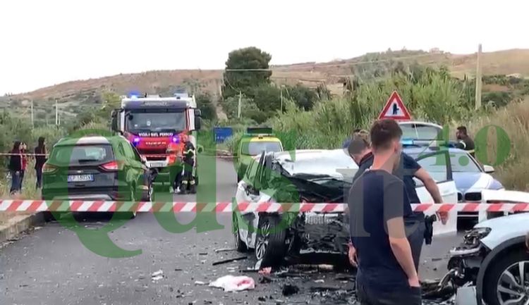 Tremenda carambola tra tre auto, un bambino in gravissime condizioni: tra i feriti il vescovo di Agrigento