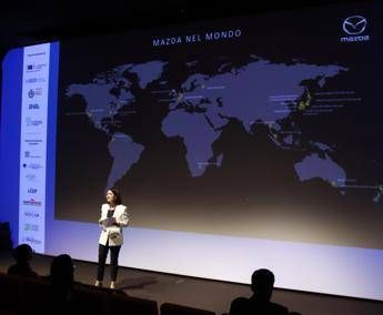 A Young Innovators Business Forum Mazda conferma impegno sostenibilità e innovazione