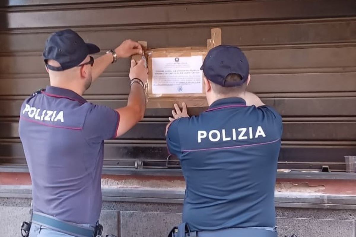Bar di Adrano come ritrovo per pregiudicati, disposta dalla Polizia la chiusura