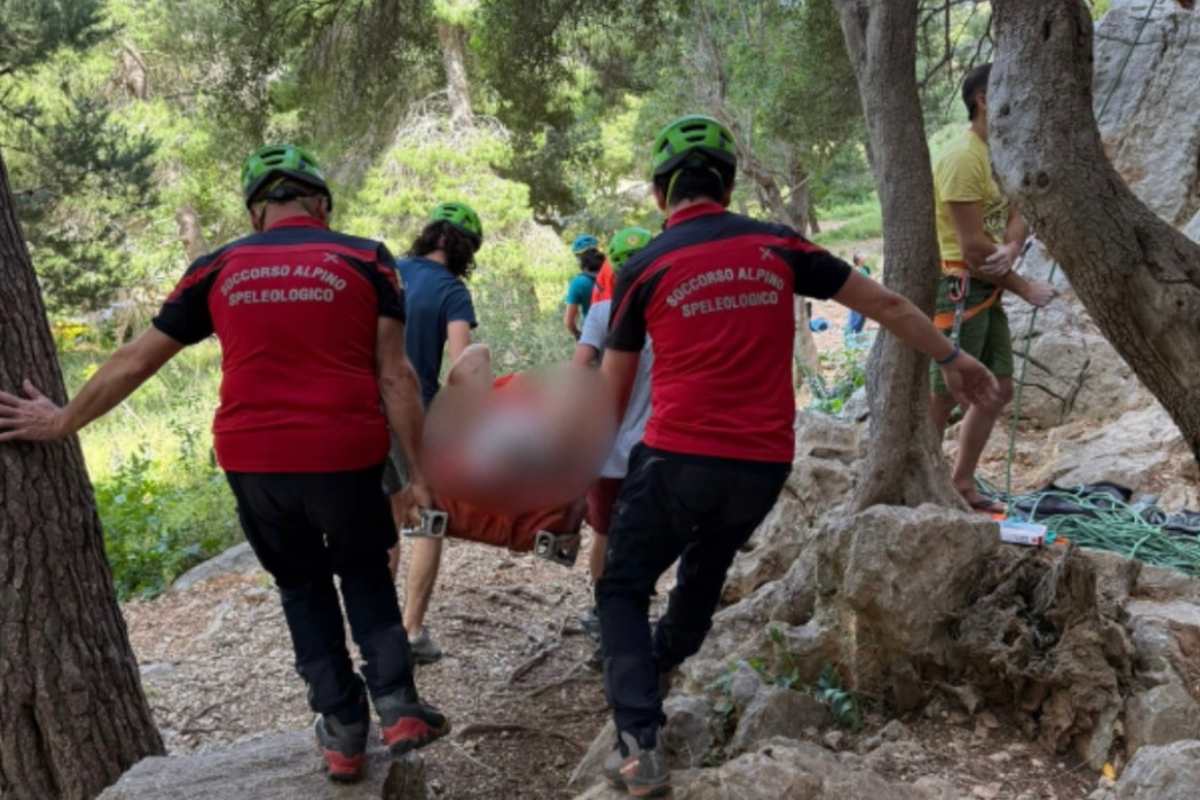 Scalatore precipita in falesia di Valdesi a Monte Pellegrino: intervento del Soccorso Alpino