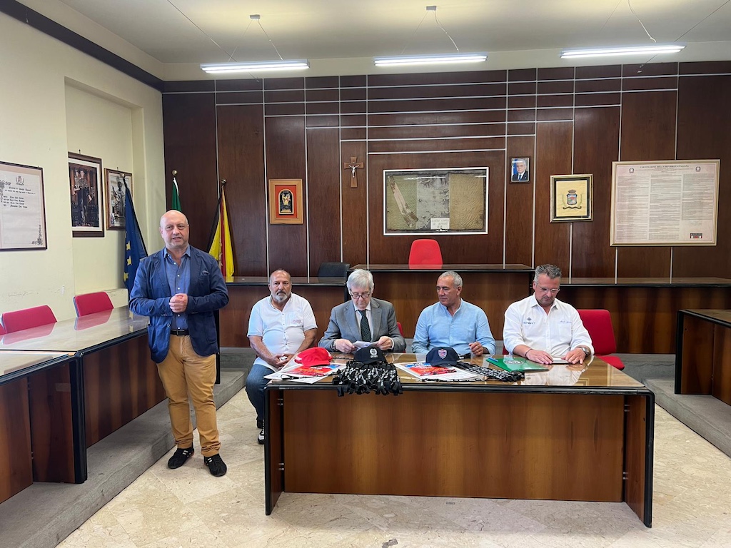 Catania–Etna, presenti alcuni big della massima serie nazionale. Questa mattina la presentazione