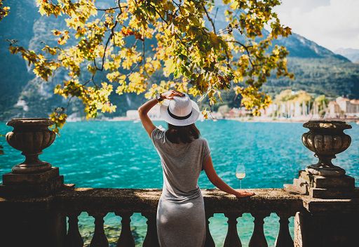 Dal 4 al 6 giugno c’è “Garda wine stories” tra identità e mercato