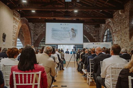 Vino, Horeca e Gdo guardano con grande interesse al Garda Doc