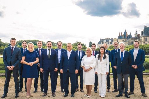 Ue, Salvini a Fointainbleau per il vertice dei Patrioti da Le Pen