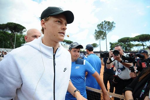 Tennis, Sinner sicuro del n. 1 Atp fino a Wimbledon