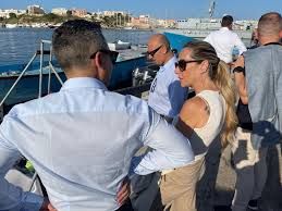 Migranti,Fdi in “missione sicurezza” a Lampedusa: ‘ha cambiato volto grazie a Meloni’