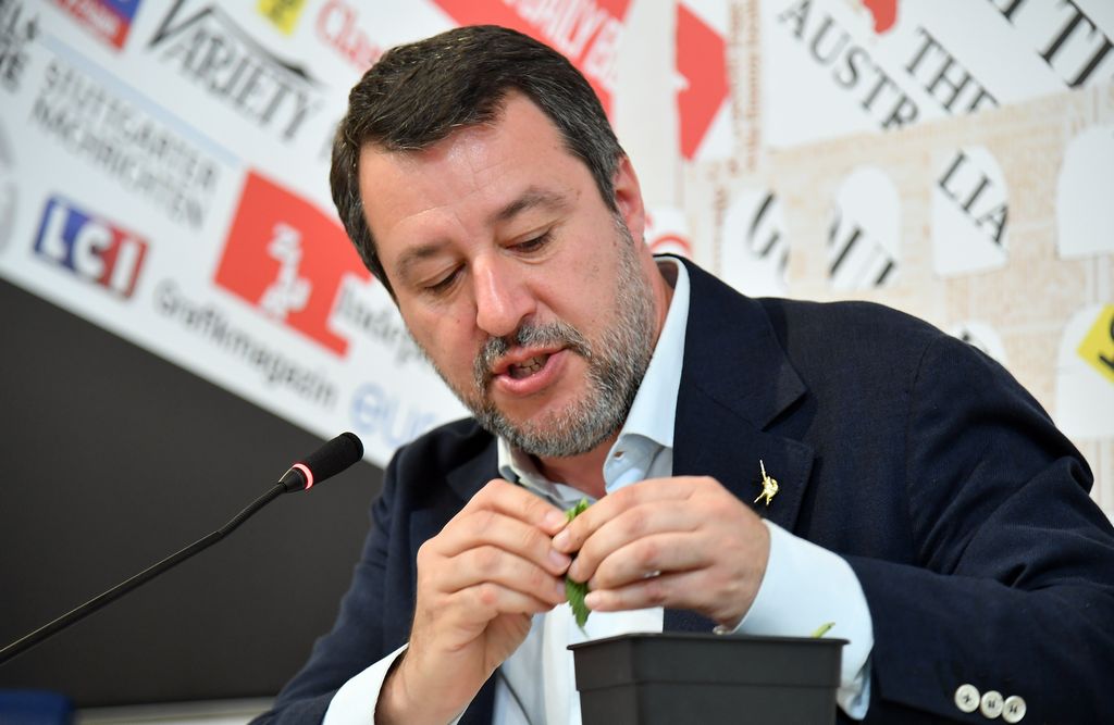 Lega, concluso il Consiglio federale con Salvini: avanti su pace fiscale