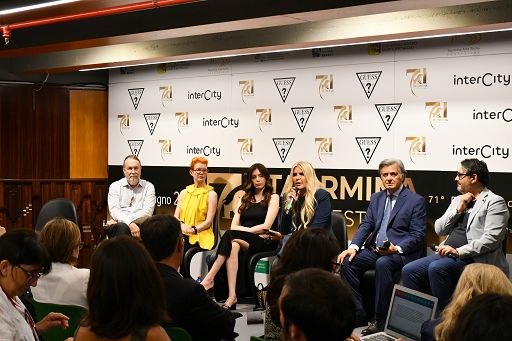 Taormina Film Festival, Miglior film “For your Sake” di Axel Monsú