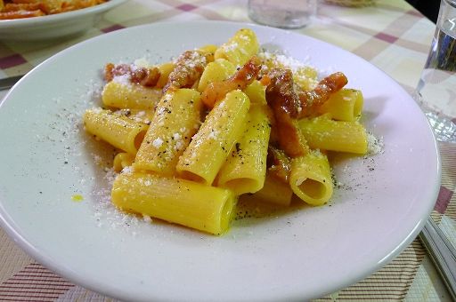 Enogastronomia, arriva la Guida sapori e storie di Roma