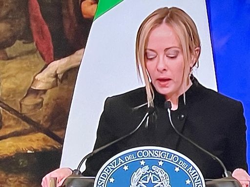 Meloni un’ora a consulto con Governo e Intelligence: “Italia non informata da Trump”