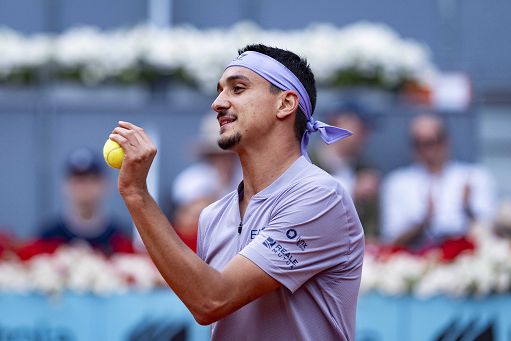 Tennis, Sonego vince all’esordio a Eastbourne