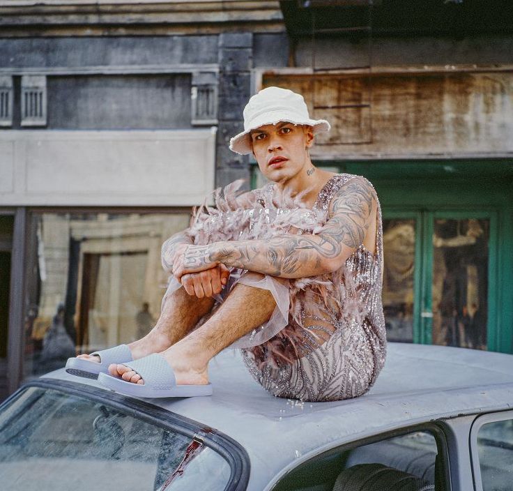 Blanco annuncia “Il primo tour nei palazzetti”