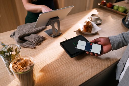 Food & Beverage: il 67% degli italiani preferisce i pagamenti digitali