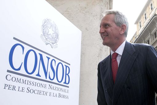 Mediobanca promette 4,9mld ai soci in 3 anni: offerta Mps senza razionale