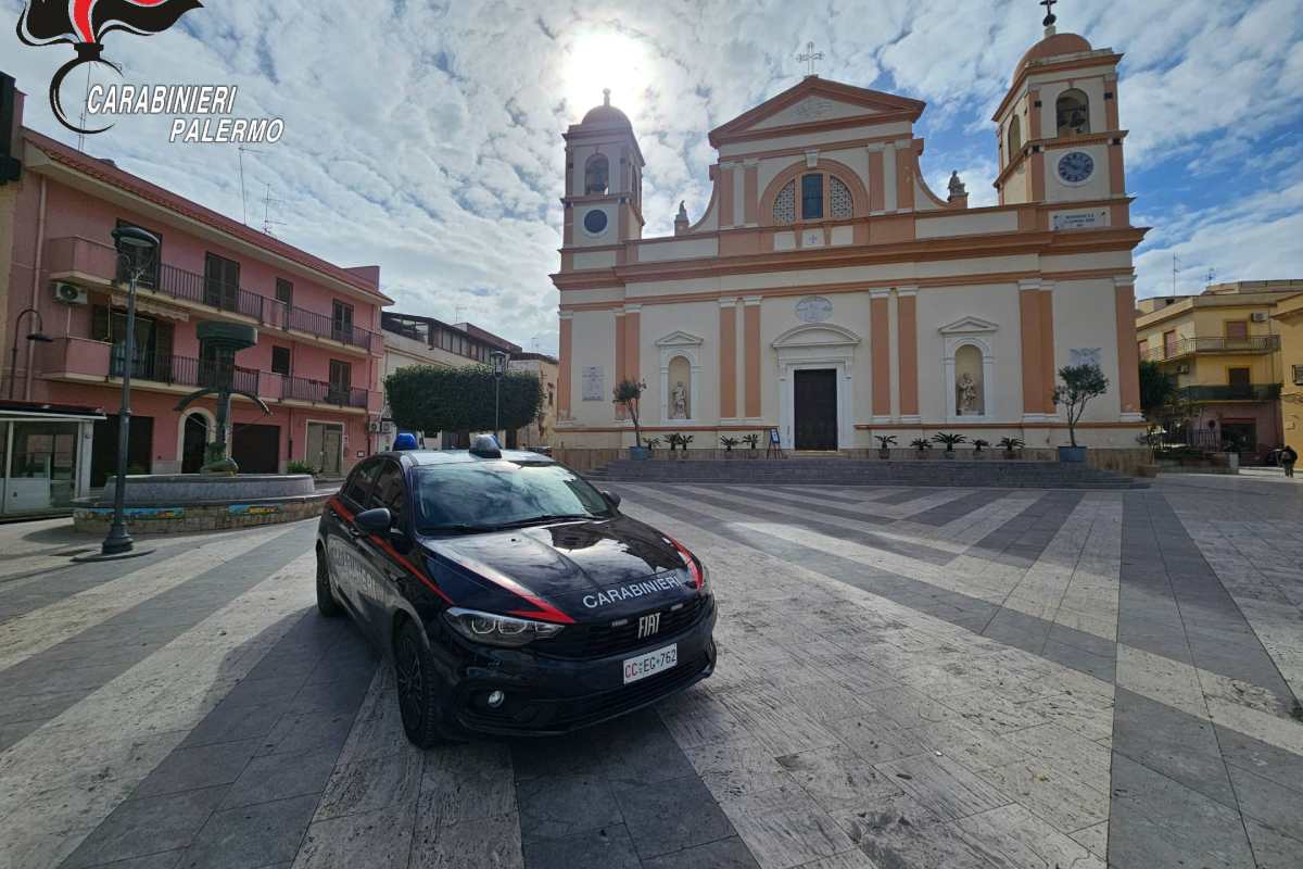 Calci, bastonate e violenze ripetute ai danni della moglie: in carcere un 66enne nel palermitano