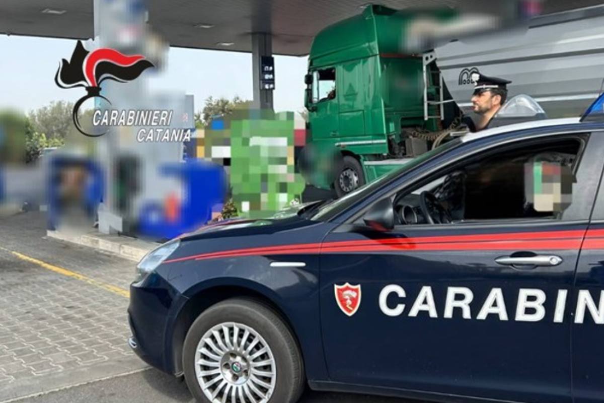 Sorpasso ai carabinieri, ma era ubriaco: fermato e denunciato nel Catanese
