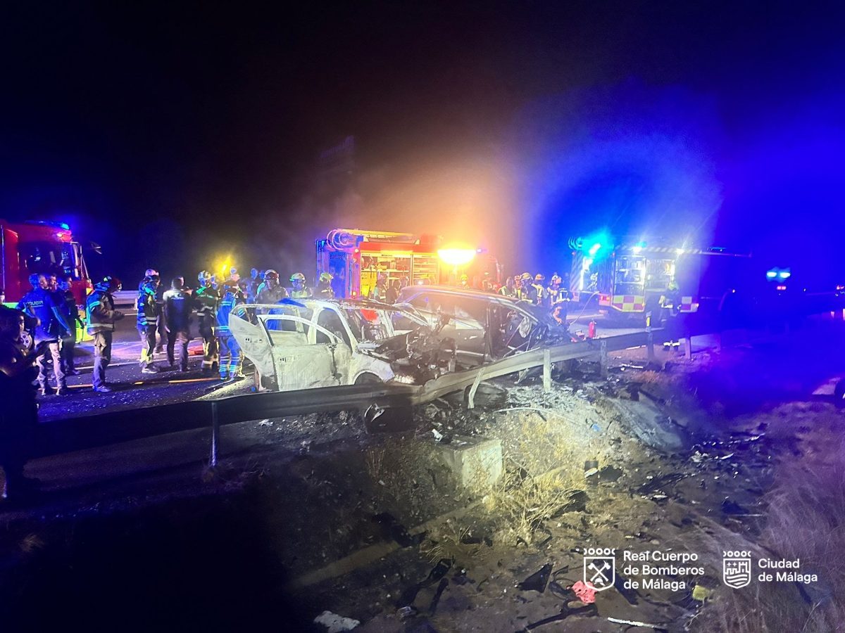 La fuga dopo la rapina, l’inseguimento della polizia e l’incidente tragico: quattro morti
