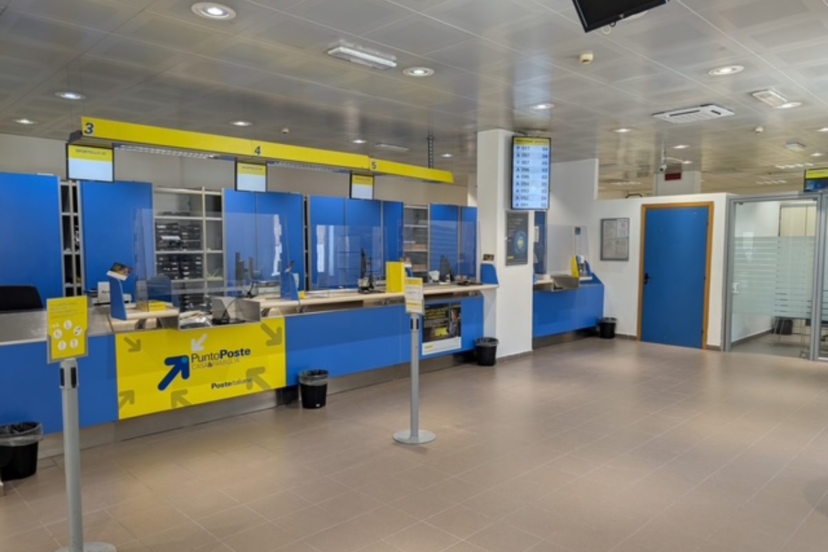 Poste Italiane assume addetti allo sportello appartenenti alle categorie protette: le info