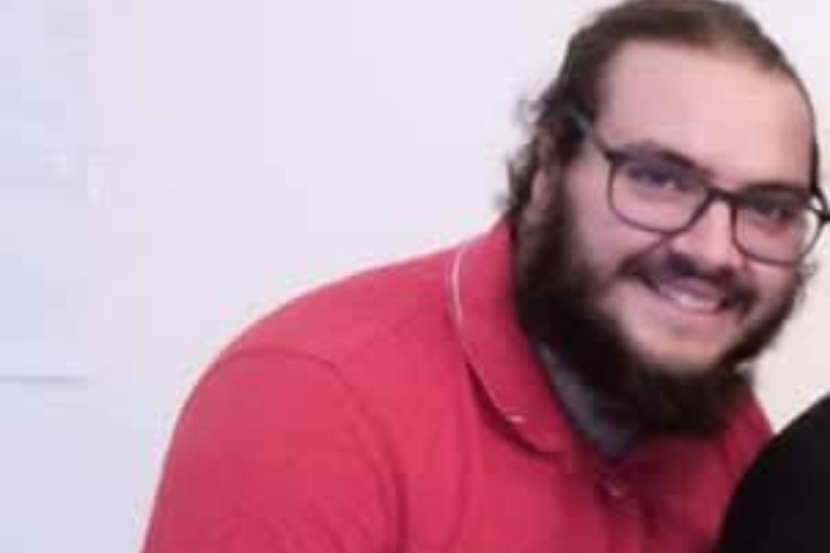 Folgorato mentre lavora ad un impianto fotovoltaico, ecco chi è la vittima