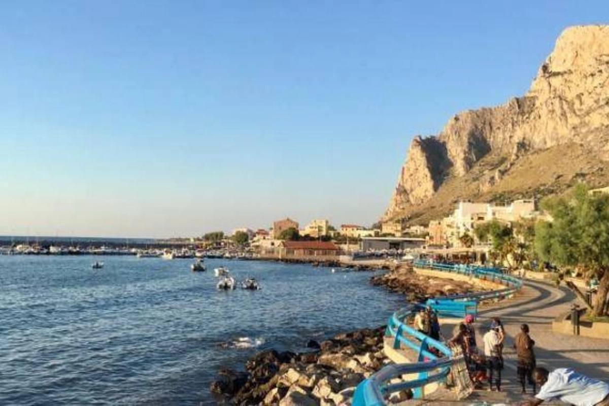 Palermo, intimidazioni a Sferracavallo Confesercenti: “Segnali inquietanti”