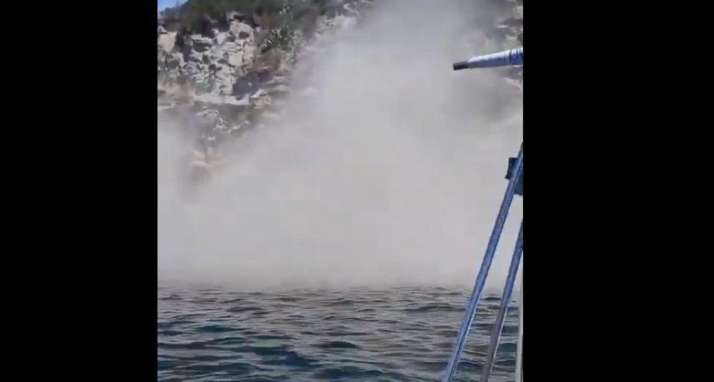 VIDEO | Devastante terremoto ai Campi Flegrei: crolla costone roccioso a Bacoli