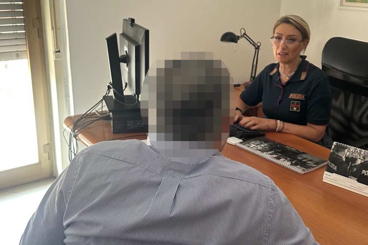 False offerte assicurative, ennesima truffa ad anziano nel catanese: fermate due donne