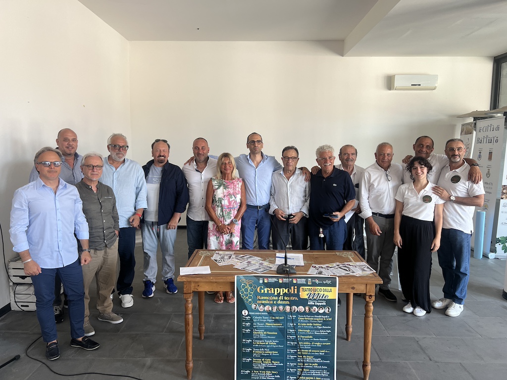 Milo, al via ‘Grappoli- Rassegna di teatro, musica e danza’ per un’estate ricca di emozioni al Teatro Lucio Dalla