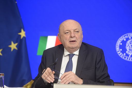 Energia, Pichetto: caldo crea situazioni a macchia di leopardo