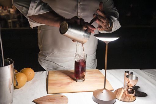 Vino, dal calice al tumbler: il Morellino di Scansano si reinventa