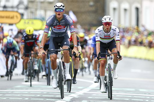 Ciclismo, Pogacar, al Tour arriva la vittoria numero 100