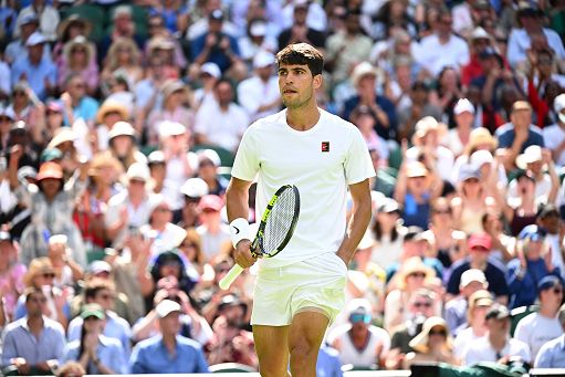 Tennis, Alcaraz batte Fritz e vola in finale a Wimbledon