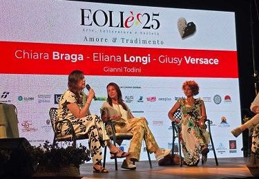 Cultura, a “Eolié ’25” la politica tra amore e tradimento