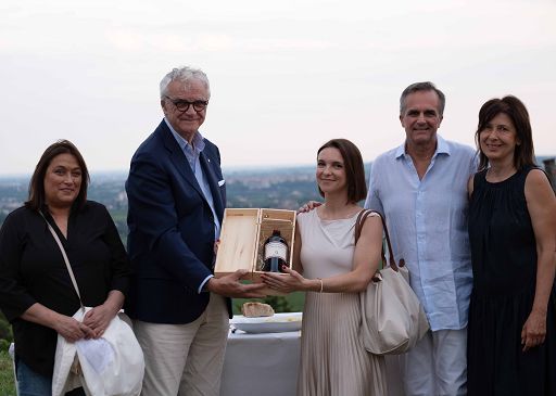 Vino, Cantine Costaripa e Eleva lanciano Premio Aicca dedicato a Barnard