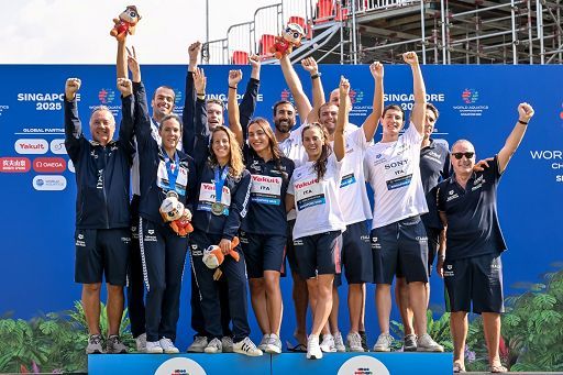 Nuoto, Staffetta 4×1.5km d’argento ai Mondiali