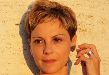 Venezia 82, in anteprima “La luce nella crepa”, corto sui caregiver