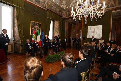 Calcio, la Nazionale femminile domani da Mattarella