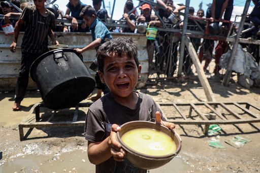 Israele: stasera riprendono lanci aiuti, pronti a corridoi umanitari