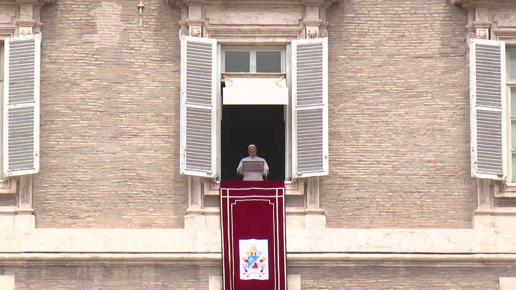 Papa: non si può pregare Dio ed essere duri e insensibili con gli altri