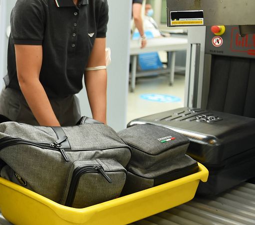 Enac: i 5 aeroporti italiani dove ci si può imbarcare con oltre 100 ml