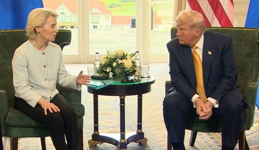 Dazi, Trump: possibilità intesa con Ue 50%, penso ci vorrà un’ora