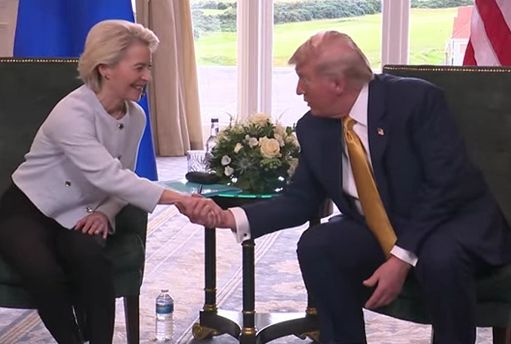 Iran, Trump: “Parlano di arricchire uranio. Non lo consentiremo”