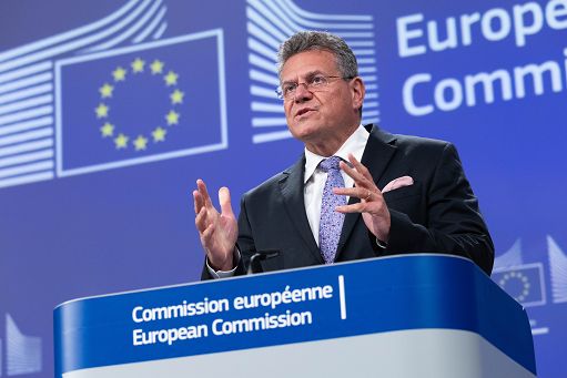 Dazi, i tanti nodi ancora da sciogliere nell’accordo Ue-Usa