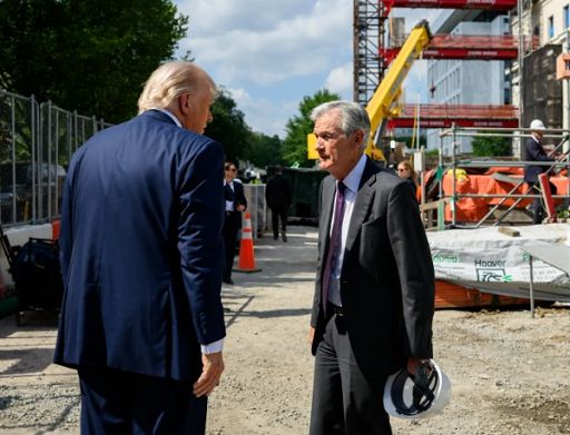 Trump attacca ancora Powell: Troppo stupido per presidente Fed