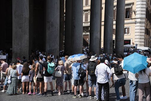 Booking.com, il 4 agosto sciopero contro i licenziamenti in Italia