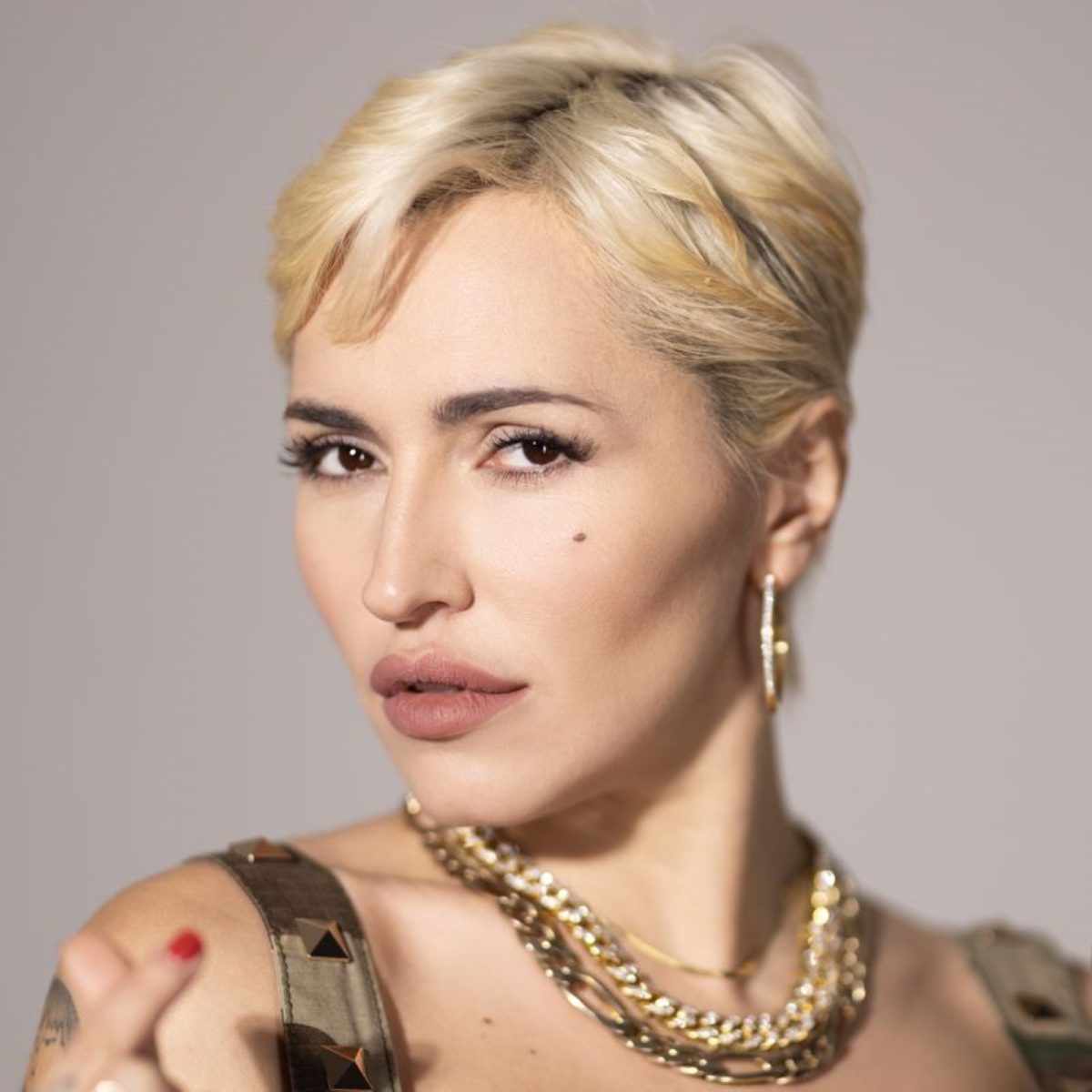 Serena Brancale, “Anema e core”… siciliani. “L’Isola mi ha sempre accolto con amore”