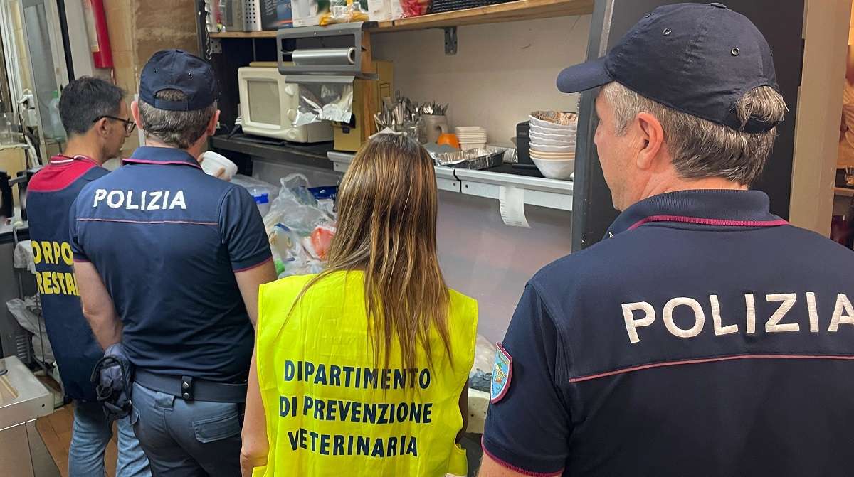 Blitz nel Catanese: 50mila euro di multe in una sera, ristoranti chiusi e cibo sequestrato