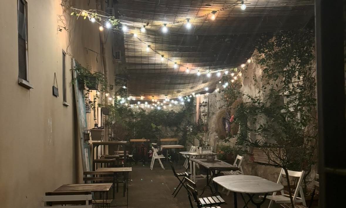 Palermo, paura alla cioccolateria Lorenzo: dipendenti e clienti si barricano dentro